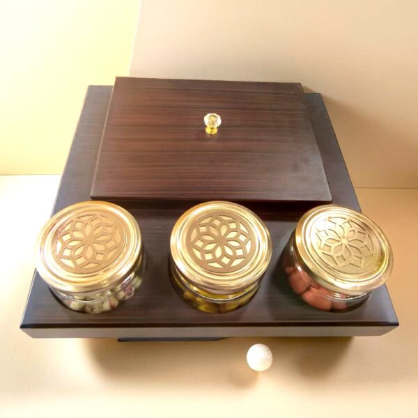 Reusable Eco Friendly Wooden Gift Box With Storage Space To Keep Dry Fruits Sweets Chocolates Reet Hamporio Nanak Shah Supplier Manufacturer Seller Ahmedabad Gujarat India (2)